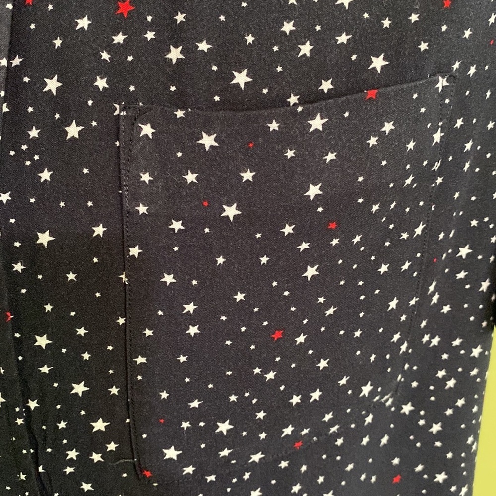 H&M short sleeve button down with red & white stars - Picture 2 of 3